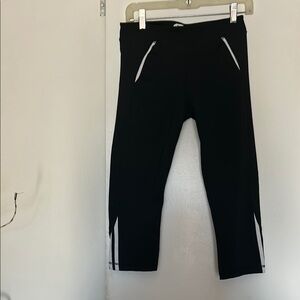 Jr girls small black and white exercise pants EUC